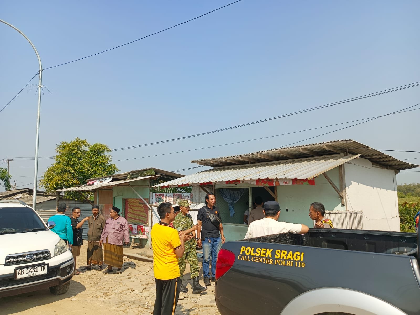 Polsek Sragi dan Forkompimcam Sosialisasikan Penertiban Warung Remang-remang di Jalur Pantura Rembun–Pait