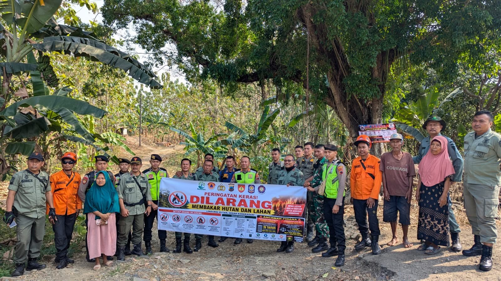 42 Personel Gabungan Sisir Wilayah Rawan Karhutla di Kabupaten Pekalongan