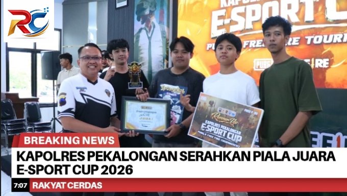 Kapolres Pekalongan Serahkan Piala Juara E-Sport Cup 2026, Wadah Positif Generasi Muda Kembangkan Bakat