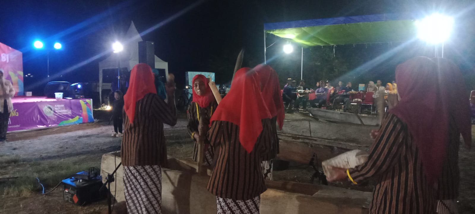 Gejog Lesung Menggema di Plosowangi, Enam Kelompok Ramaikan HUT RI ke-81