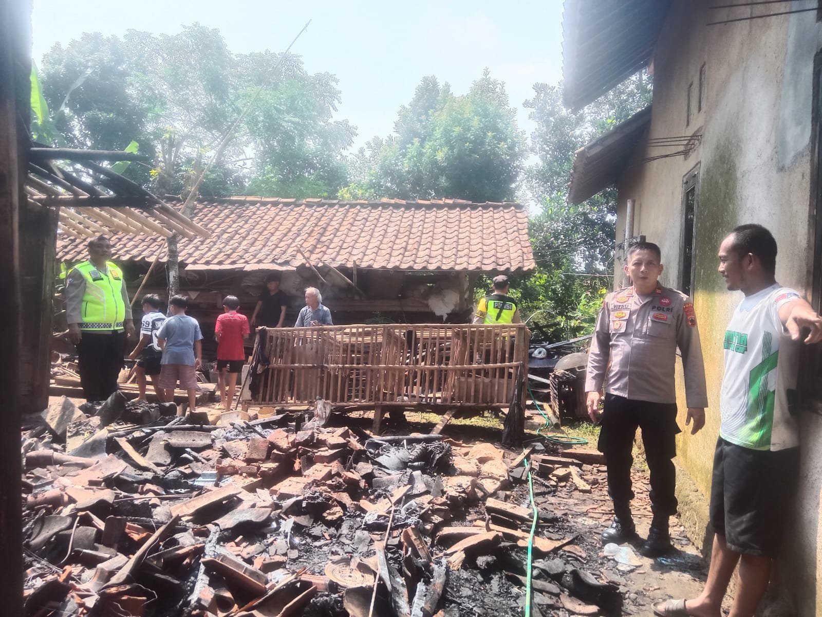 Rumah Warga di Talun Pekalongan Terbakar, Diduga Dipicu Tungku Kayu yang Ditinggal Menyala