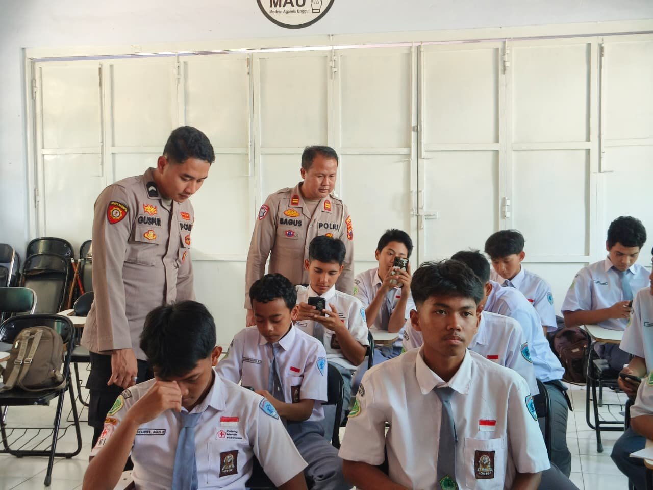 Edukasi Generasi Digital, Polres Pekalongan Latih 141 Siswa SMK Diponegoro Karanganyar Program Paham AI