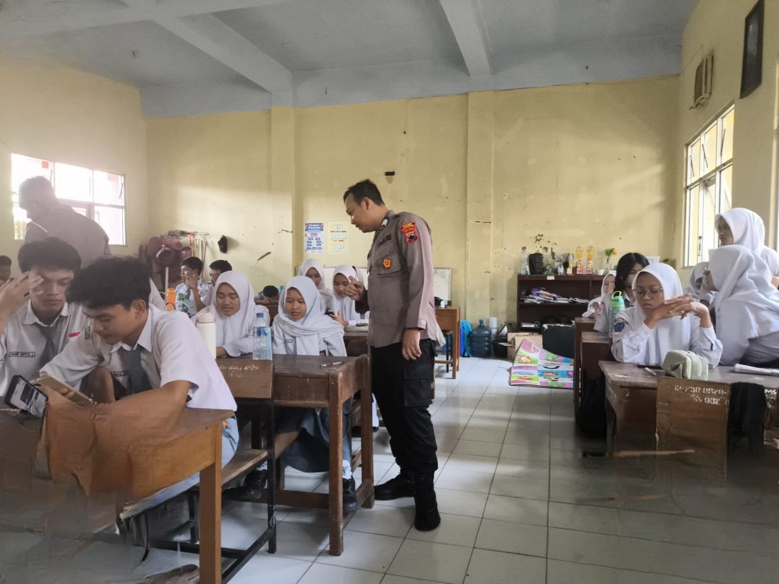 303 Siswa SMAN 1 Kajen Digembleng Paham AI, Polres Pekalongan Dorong Pelajar Melek Teknologi