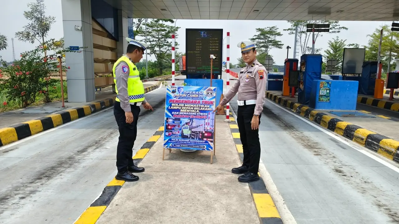 Satlantas Polres Pekalongan Gencarkan Sosialisasi Keselamatan di Tol Bojong dan Rest Area 338A